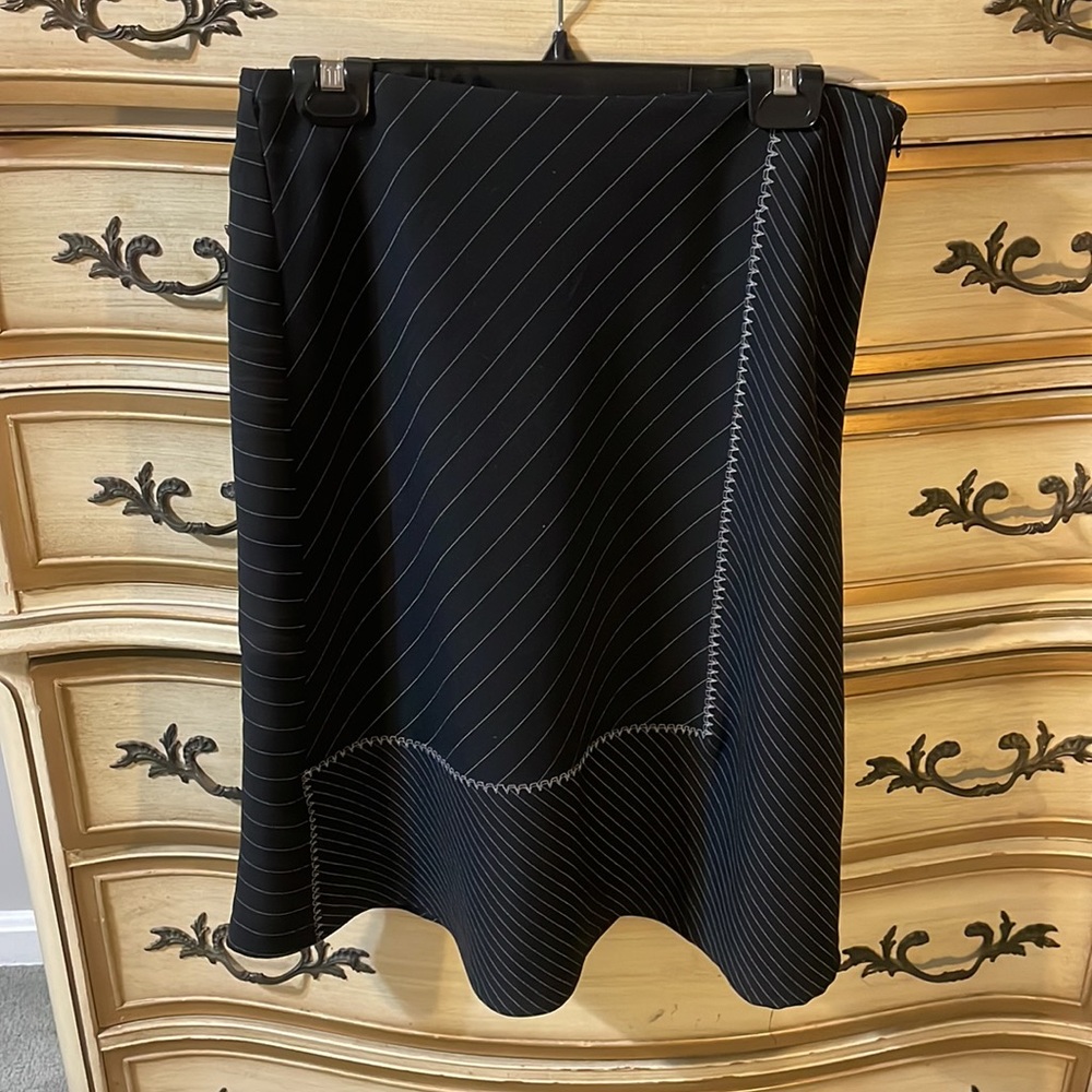 Kelly Blue Black and White Topstitched Striped Midi Skirt size 8